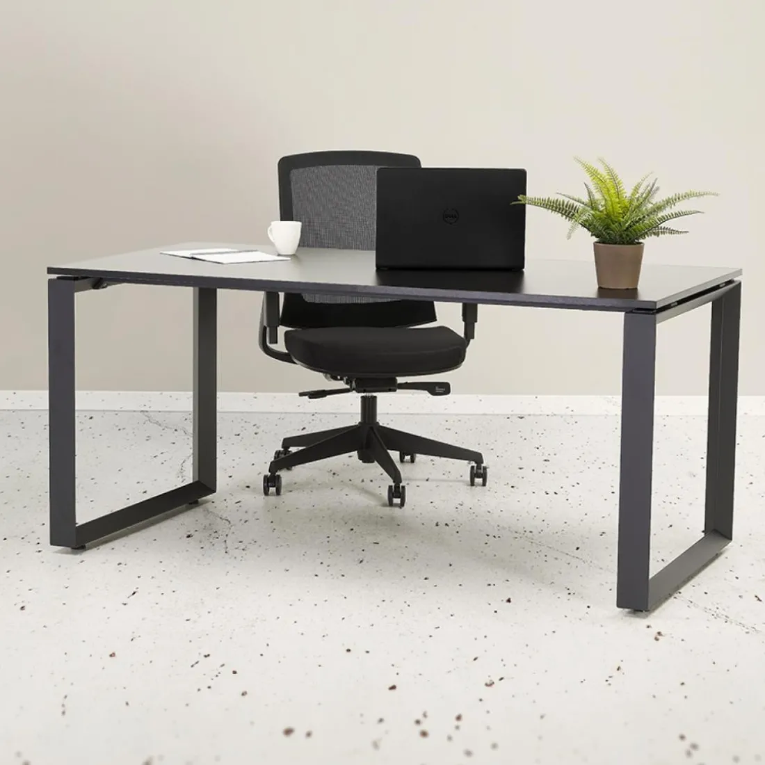 Table de réunion ou bureau bench 'BAKUS SQUARE' en bois finition naturelle et métal noir