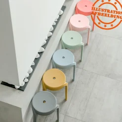 Tabouret bas empilable 'POMPA' en matière plastique vert clair