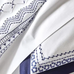 Taie d'oreiller en percale de coton frises brodées CUPTEA bleu marine