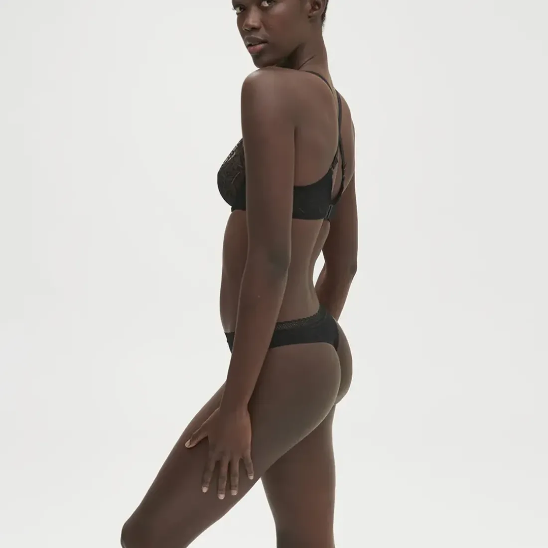 Tanga noir