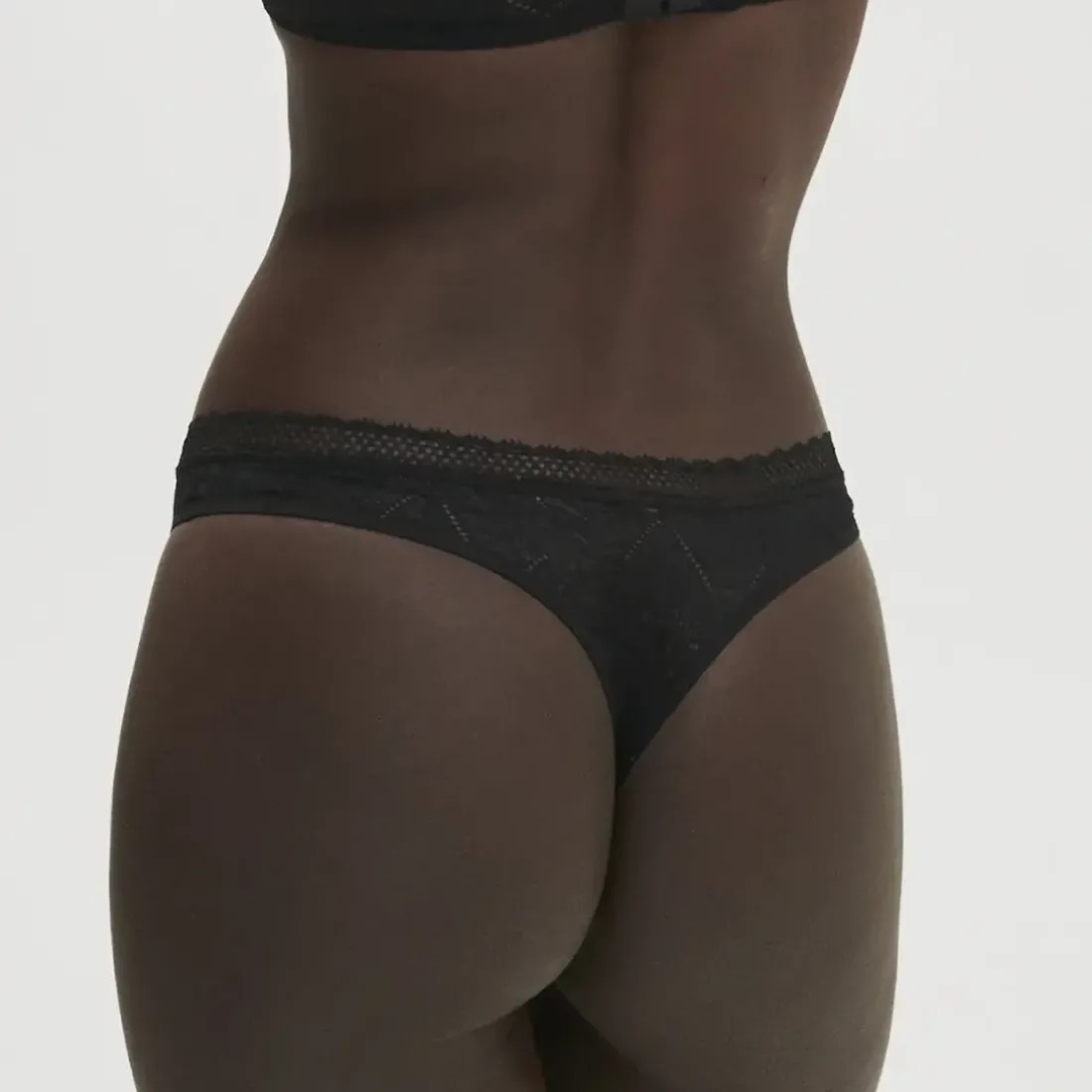 Tanga noir