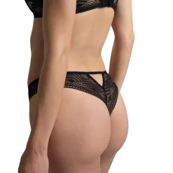 Tanga noir