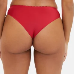 Tanga rouge