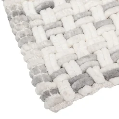 Tapis tressé gris