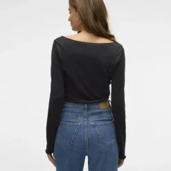 Top manches longues en lyocell Maggie noir Zara