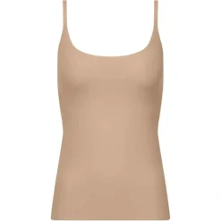 Top nude